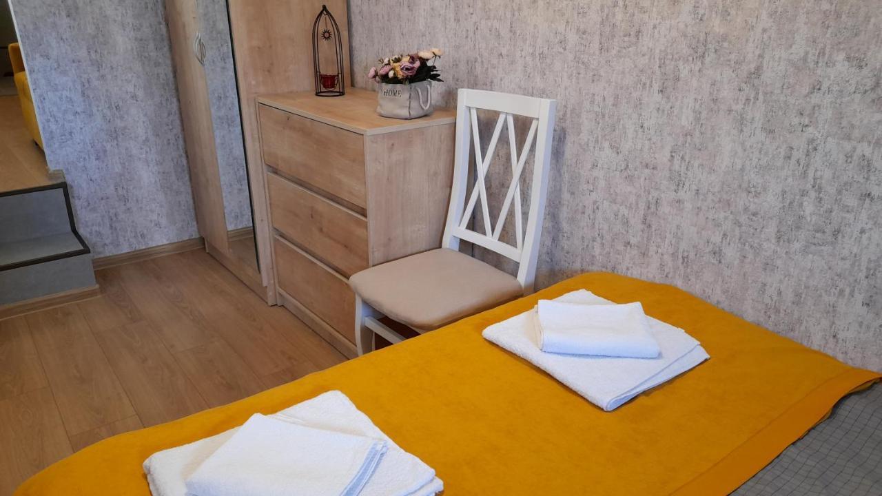 Yellow Apartment Tbilisi Buitenkant foto