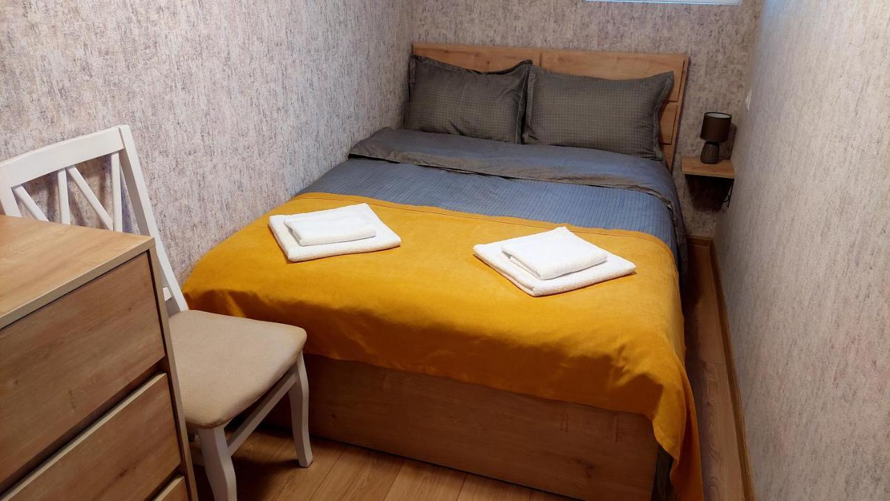 Yellow Apartment Tbilisi Buitenkant foto